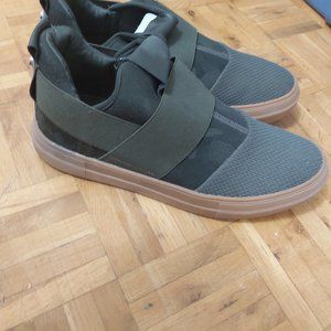 Steve Madden Military Green Shoes ( Rarely Used )